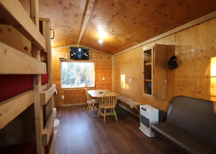 Alaskan Adventure Dry Cabins